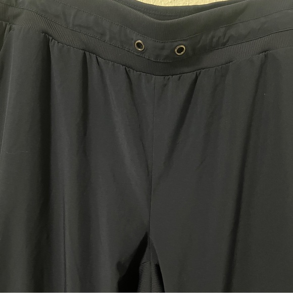 GAP Fit Women’s Large Navy Rib Mix Joggers Missing Drawstring EUC Workout - Picture 4 of 10